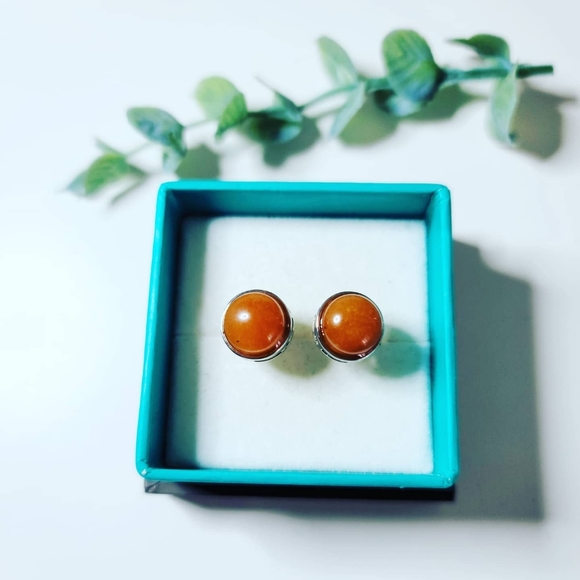 Carnelian studs earrings ✨ - Picture 3 of 3